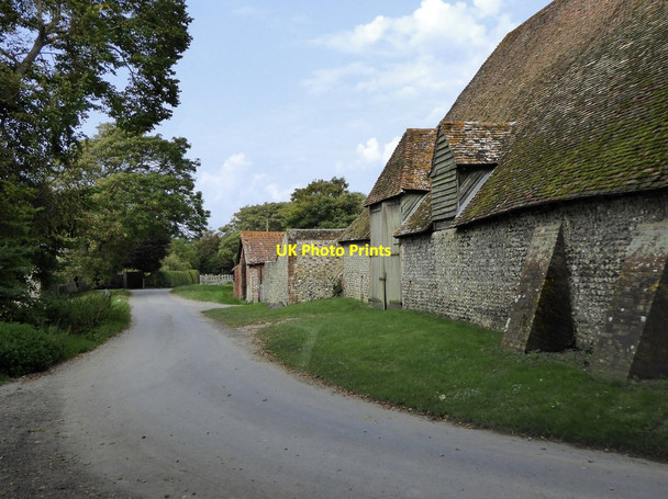 Photo 6"x4" Tithe barn at Court House Farm, Alciston Alciston c2017
