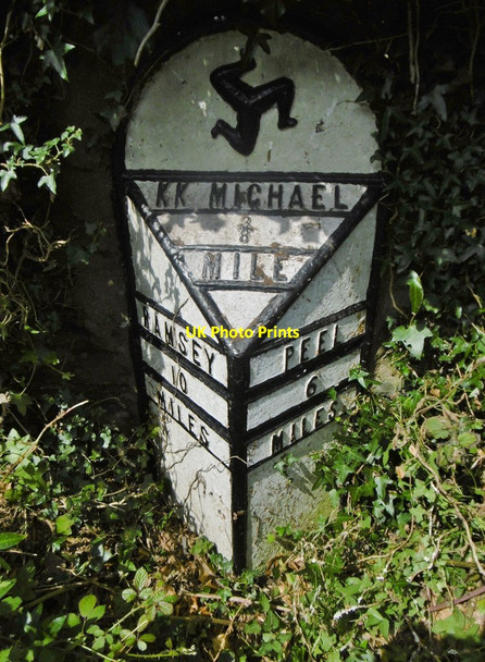 Photo 6"x4" Old Milepost by the A4, Ballacregga, Isle of Man Kirk Michael c2015