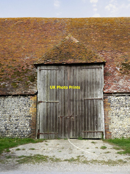 Photo 6"x4" Alciston tithe barn: cart entrance and roof Alciston c2017