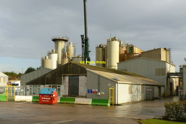 Photo 6"x4" Barnstone Works, cement silos Barnstone c2020