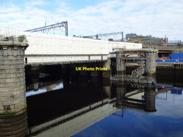 Photo 6"x4" Clyde Bridge renovation works Glasgow c2020 P2