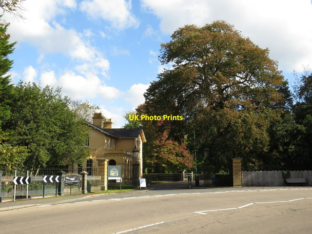 Photo 6"x4" Prince of Wales Entrance, Osborne House, East Cowes Cowes c2020