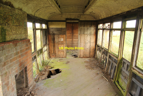 Photo 6"x4" Old railway carriage Bothamsall c2020
