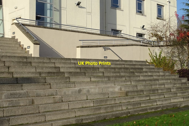 Photo 6"x4" Steps below Malvern Theatres Great Malvern c2020