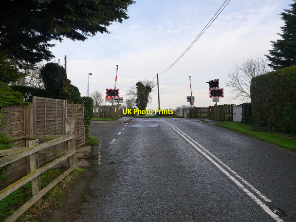 Photo 6"x4" Level crossing at Worstead Station Sloley c2020