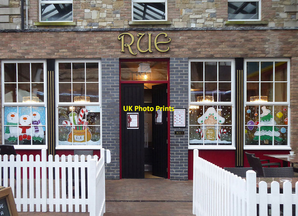 Photo 6"x4" Festive windows, Rue, Omagh Omagh c2020