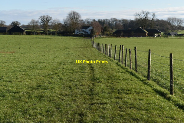 Photo 6"x4" Field edge footpath toward Manor Farm Michelmersh c2021
