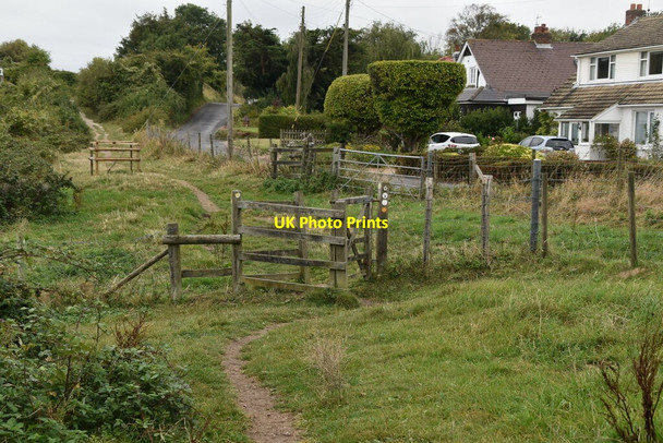 Photo 6"x4" Saxon Shore Way Folkestone c2019