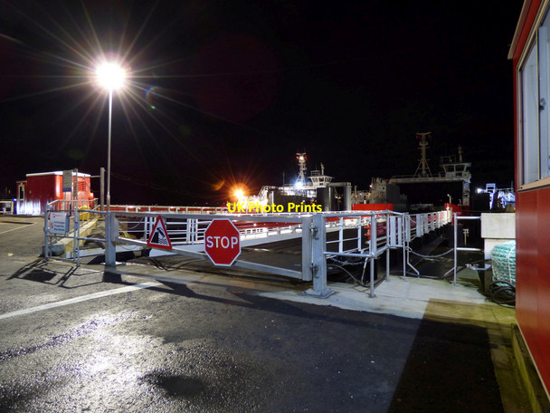 Photo 6"x4" Hunters Quay ferry terminal Hunter's Quay c2021