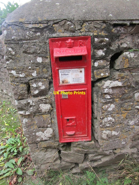 Photo 6"x4" Victorian postbox, Kennerleigh Kennerleigh c2018
