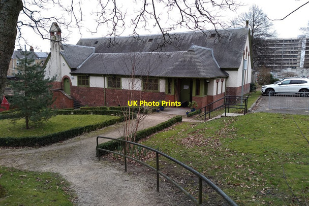 Photo 6"x4" Gartnavel Royal Hospital Chapel Kelvindale c2021
