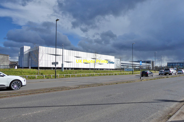 Photo 6"x4" An Elekta building, Manor Royal zone 2, Crawley Crawley\/TQ2736 c2021