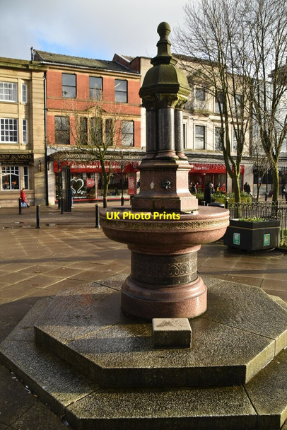 Photo 6"x4" Drinking Fountain, Kay Gardens Bury\/SD8010 c2019