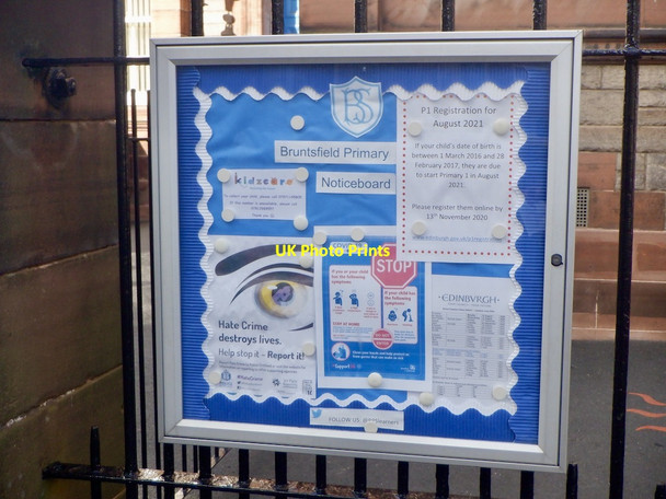 Photo 6"x4" Bruntsield Primary School noticeboard Merchiston c2021