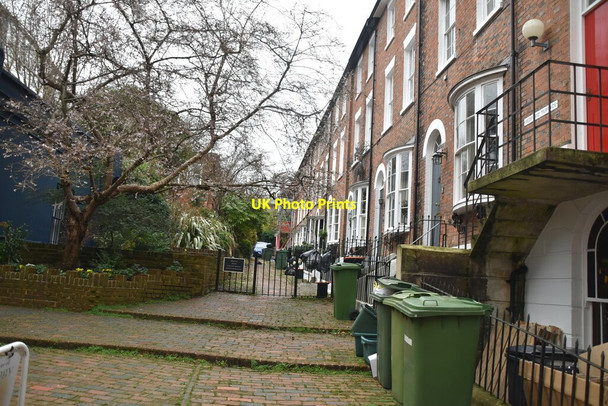 Photo 6"x4" Bedford Terrace Royal Tunbridge Wells c2020