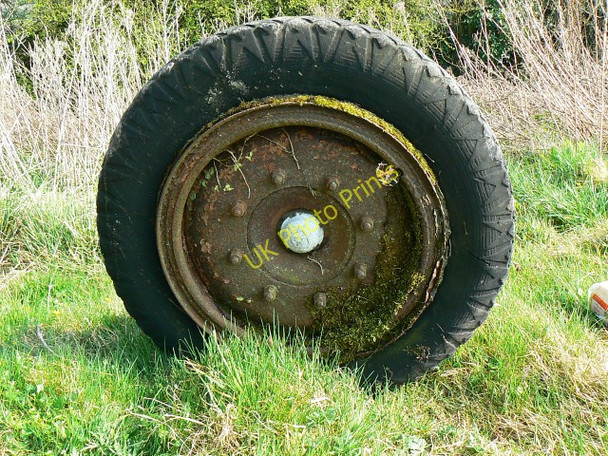 Photo 6"x4" Wheel, near Purton Green Hill\/SU0686 c2009