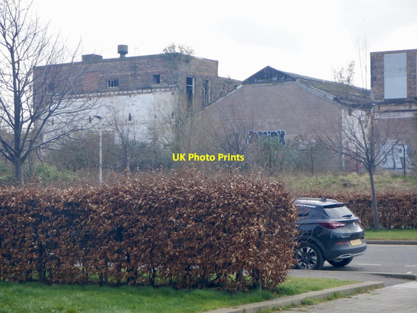 Photo 6"x4" United Wireworks building, Granton Granton c2021 P1