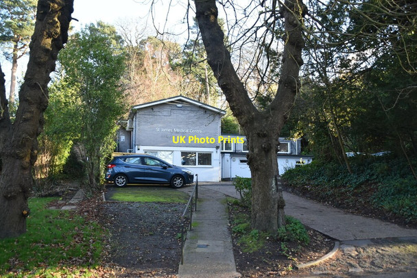 Photo 6"x4" St James Medical Centre Royal Tunbridge Wells c2020