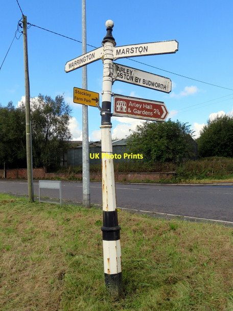 Photo 6"x4" Fingerpost at Lane Ends, Higher Marston Higher Wincham c2017