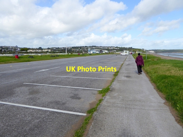 Photo 6"x4" Seaside car park out of season Youghal c2017