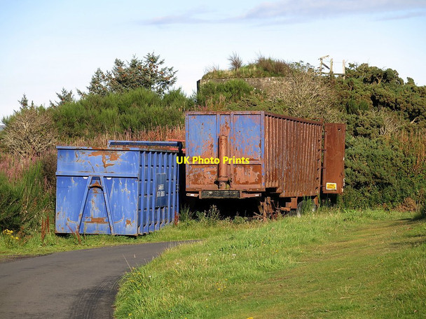 Photo 6"x4" Old containers by Wooler Common scrapyard Wooler c2017