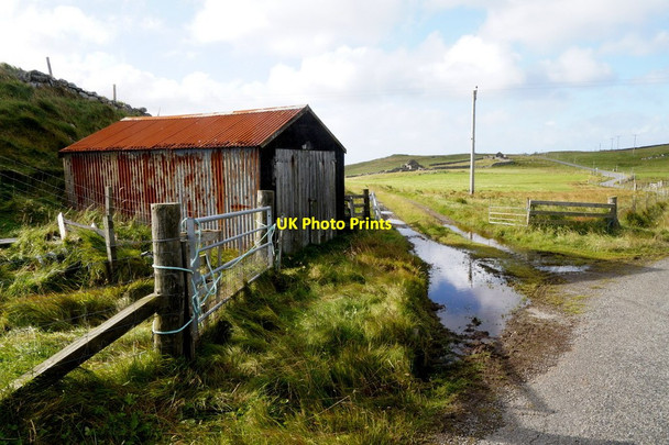 Photo 6"x4" Small shed at Underhoull, Westing Underhoull c2017
