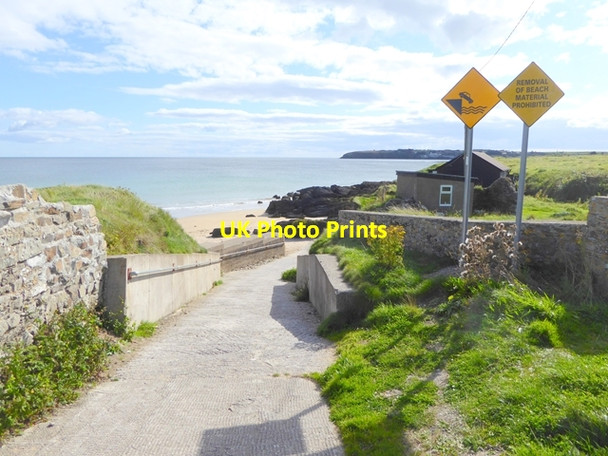 Photo 6"x4" Slipway down to Ballyquin Strand Ardmore\/X1877 c2017
