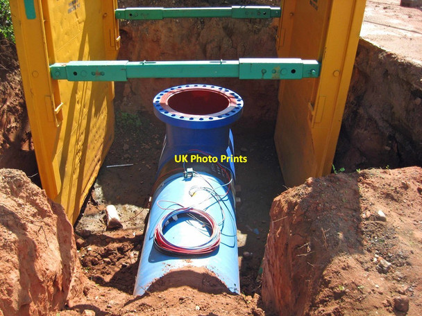 Photo 6"x4" New water pipe near Burlish Top Nature Reserve, Stourport-on-Severn Stourport-on-Severn c2017