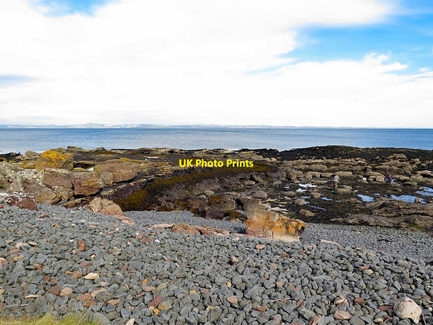 Photo 6"x4" Rocks near Marine Villa Dirleton\/NT5183 c2017