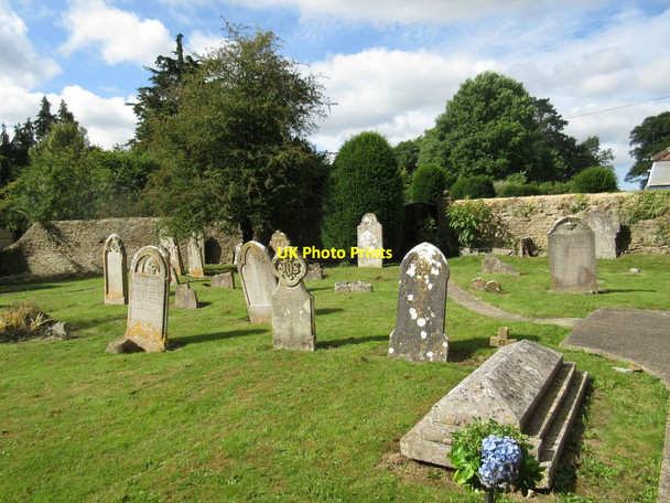 Photo 6"x4" The churchyard St Leonards - Misterton Crewkerne c2017