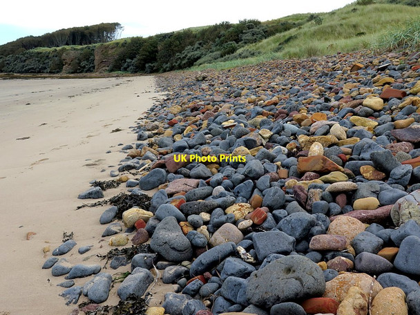 Photo 6"x4" Pebbles above the sand near Hanging Rocks Dirleton\/NT5183 c2017