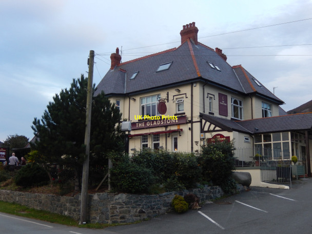 Photo 6"x4" The Gladstone, Dwygyfylchi Penmaenmawr c2017