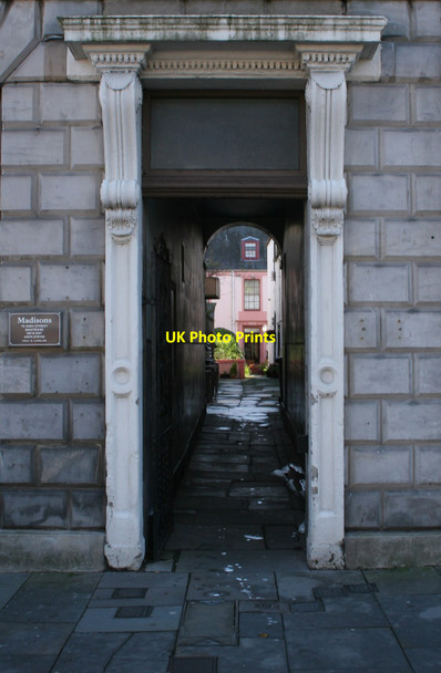 Photo 6"x4" Entrance to Madisons, 79 High Street, Montrose Montrose c2017