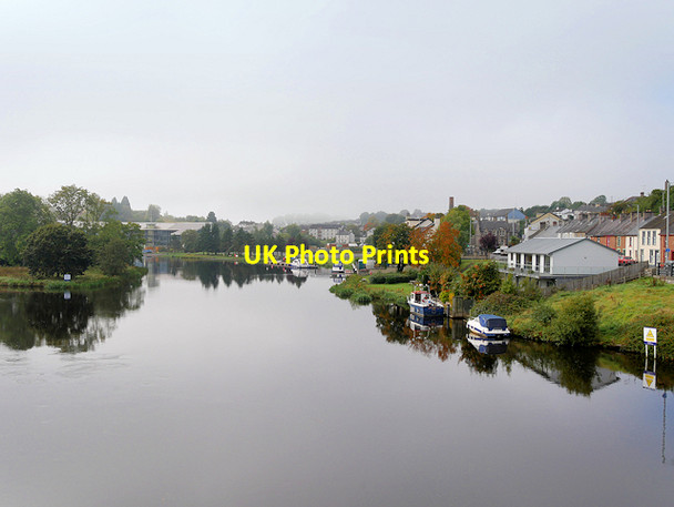 Photo 6"x4" Enniskillen, River Erne Enniskillen c2017