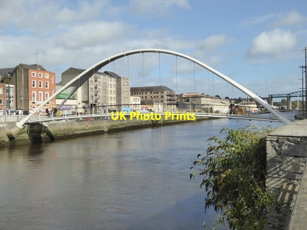 Photo 6"x4" De Lacy Bridge Drogheda c2017