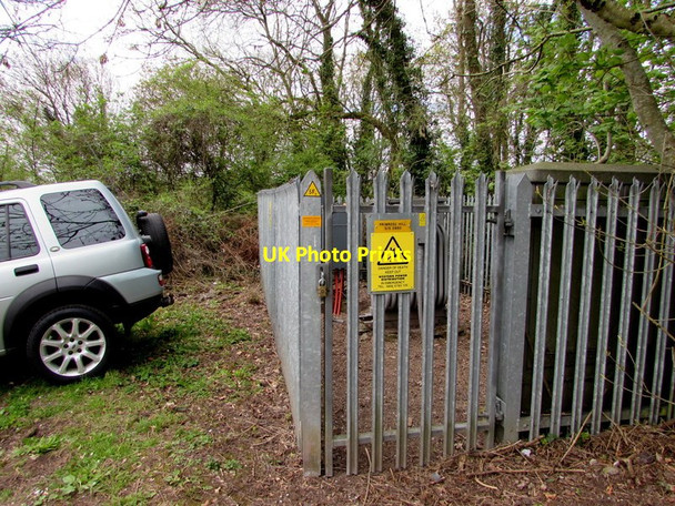 Photo 6"x4" Primrose Hill electricity substation, Lydney Lydney c2017