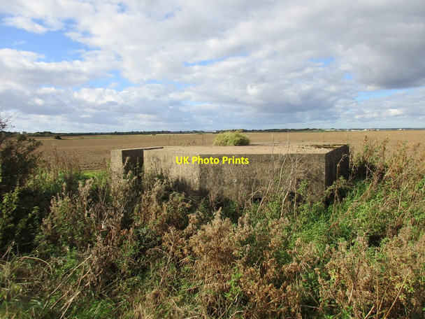 Photo 6"x4" WW2 Pillbox Skipsea c2017