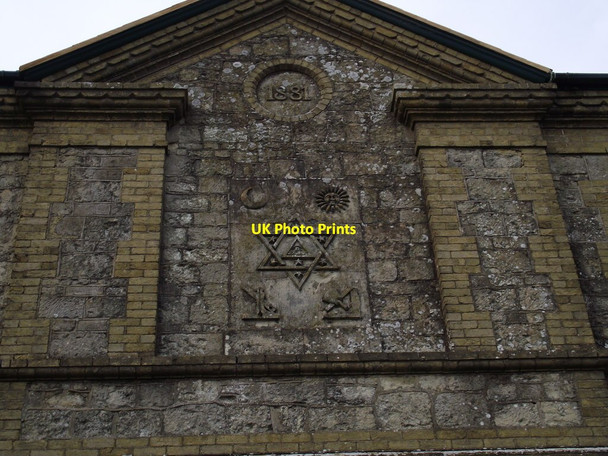 Photo 6"x4" Symbols of belief Shanklin c2017