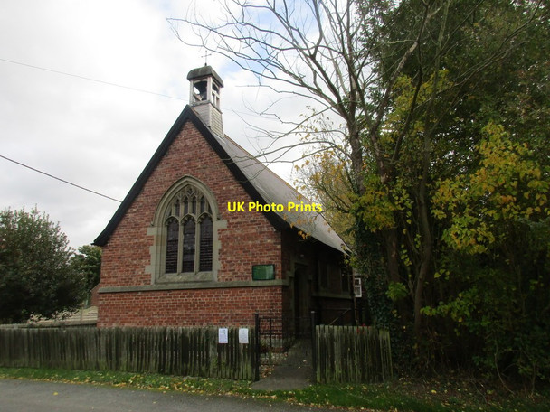 Photo 6"x4" St. Chad's church, Great Habton Great Habton c2017