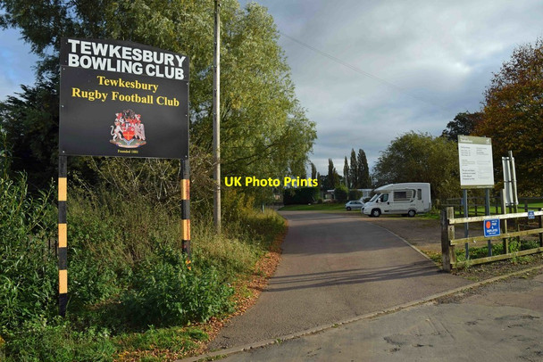 Photo 6"x4" Entrance road to Tewkesbury Bowling Club & Tewkesbury Rugby Football Club, Gander Lane, Tewkesbury, Glos Tewkesbury c2017