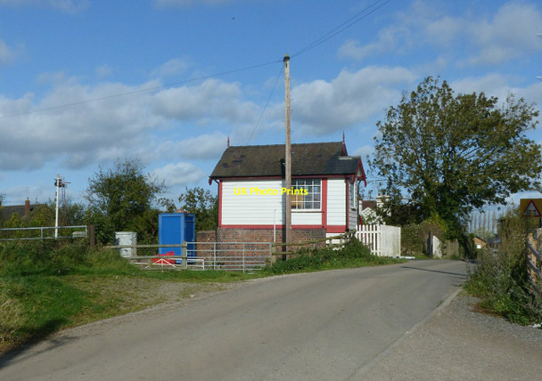 Photo 6"x4" Scropton signal box Scropton c2017