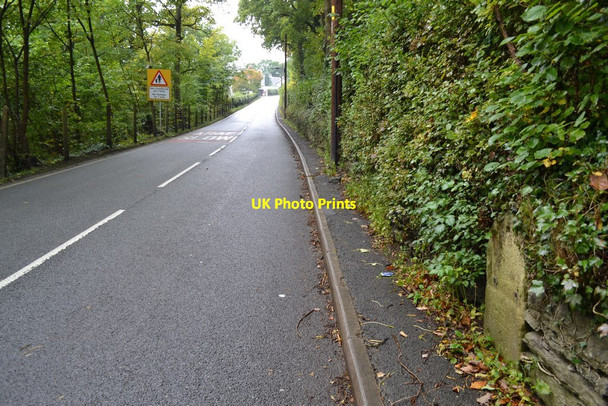 Photo 6"x4" Old Milestone Llangollen c2017 P1