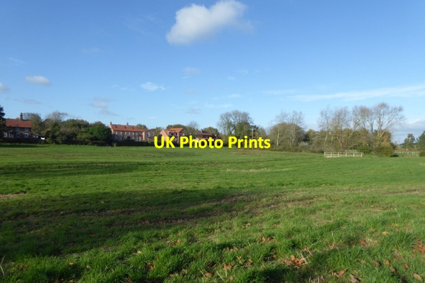 Photo 6"x4" Across The Green Stillingfleet c2017