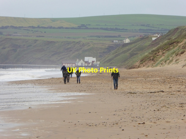 Photo 6"x4" High tide on the beach near Stone Gap Saltburn-By-The-Sea c2017