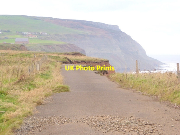 Photo 6"x4" Not this way! Staithes c2017