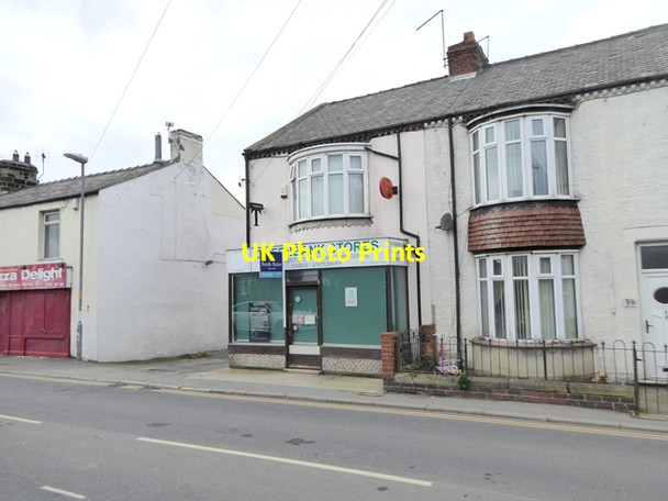 Photo 6"x4" Staithes Post Office Staithes c2017