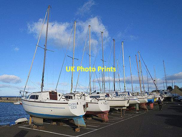 Photo 6"x4" Sailing Boats at Fisherrow Harbour Musselburgh c2017