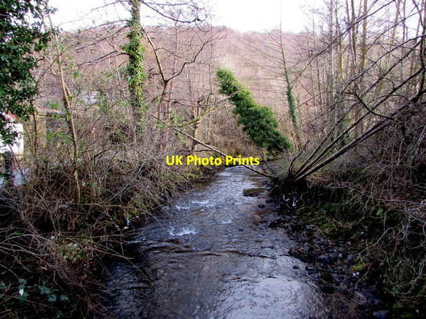 Photo 6"x4" Downstream along the Ebbw River, Aberbeeg Glandwr\/SO2001 c2016