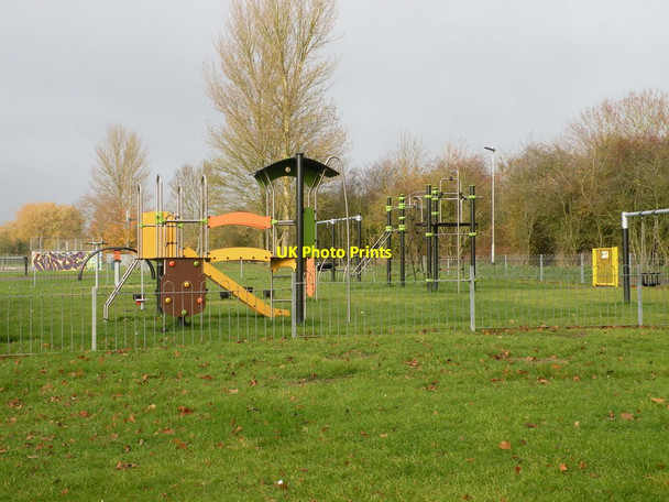 Photo 6"x4" Playground, Howe Road Haverhill\/TL6645 c2017