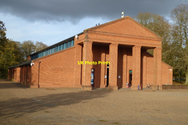Photo 6"x4" Coombe Country Park Visitor Centre Binley Woods c2017